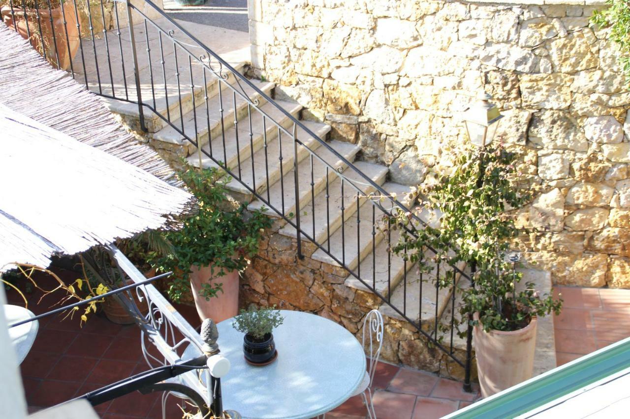 Le Provencal Hotel Aups Exterior foto